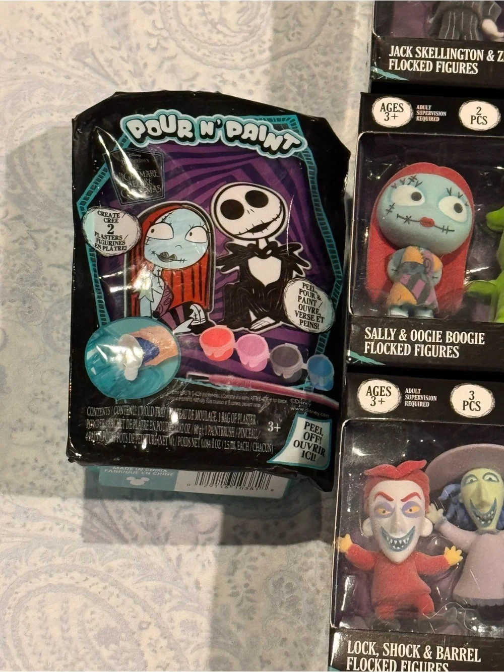 Disney The Nightmare Before Christmas Kids 7 Flocked Figures & Jack & Sally Mold